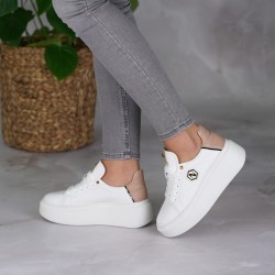 Białe sznurowane sneakersy