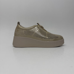 Złote sneakersy LUNA na platformie