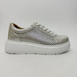 Srebrne sneakersy NOVO na platformie