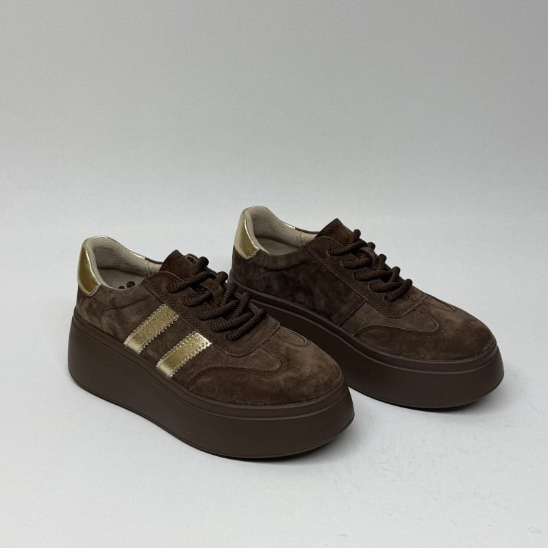 Brązowe sneakersy SIENA na platformie
