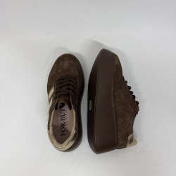 Brązowe sneakersy SIENA na platformie